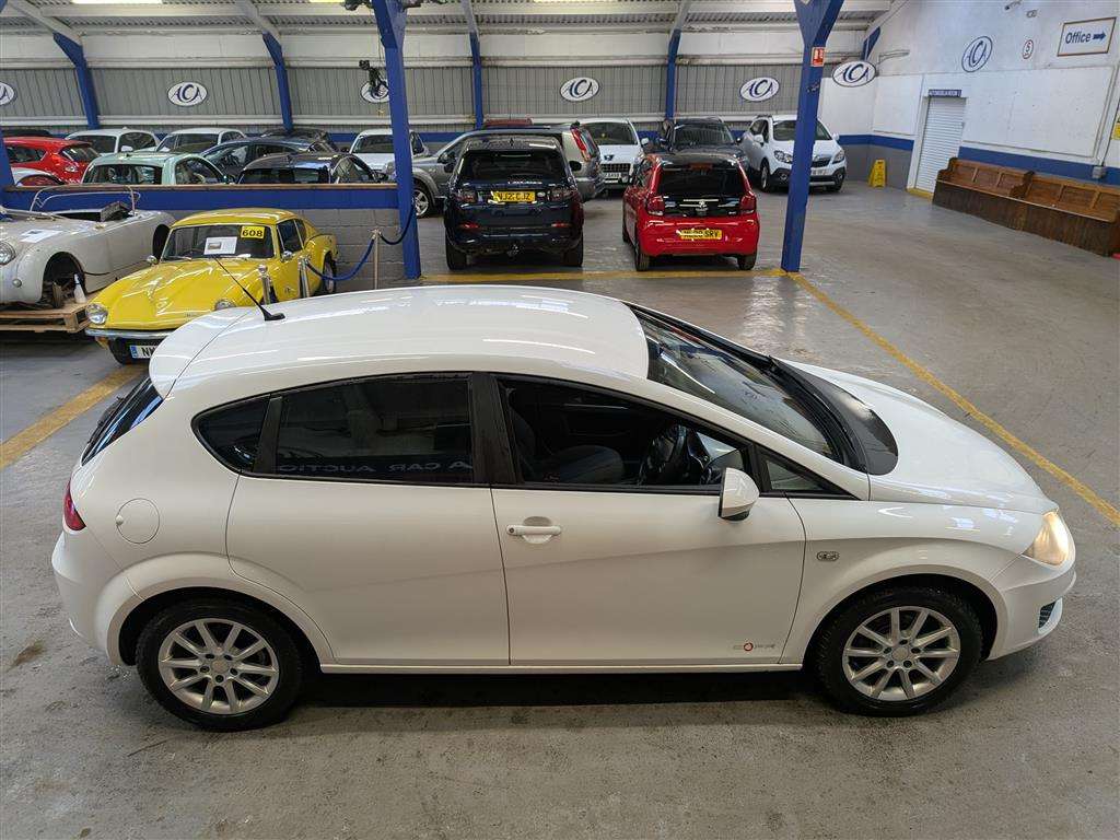 <p>2012 SEAT LEON SE COPA CR TDI S-A</p>