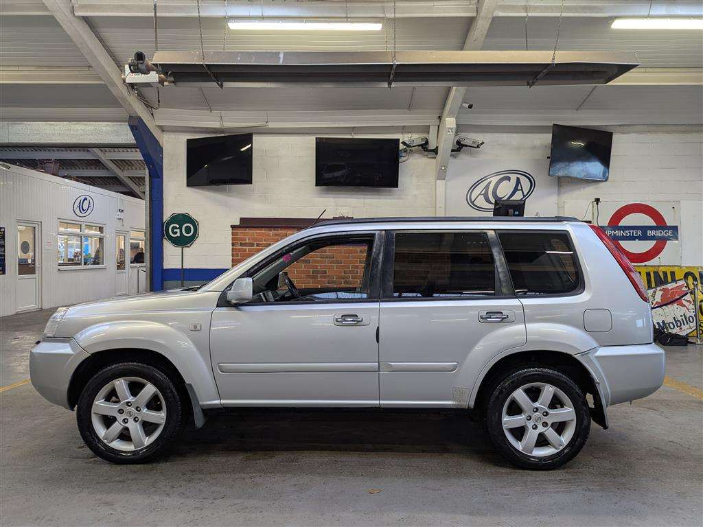 <p>2006 NISSAN X-TRAIL AVENTURA DCI</p>