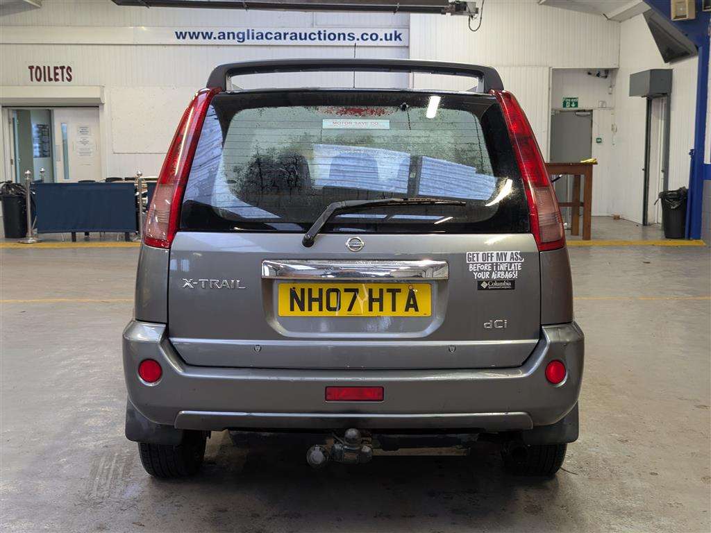 <p>2007 NISSAN X-TRAIL COLUMBIA DCI</p>