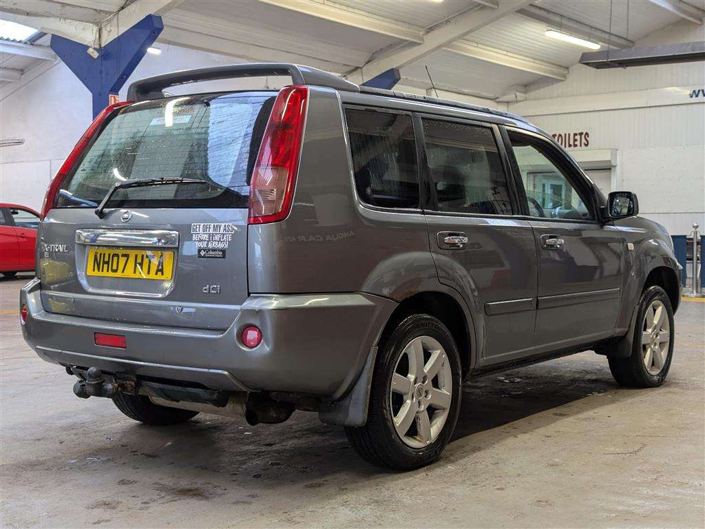 <p>2007 NISSAN X-TRAIL COLUMBIA DCI</p>