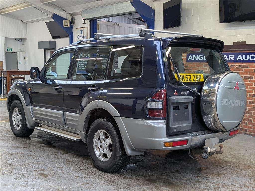 <p>2002 MITSUBISHI SHOGUN EQUIPPE DI-D A LWB</p>
