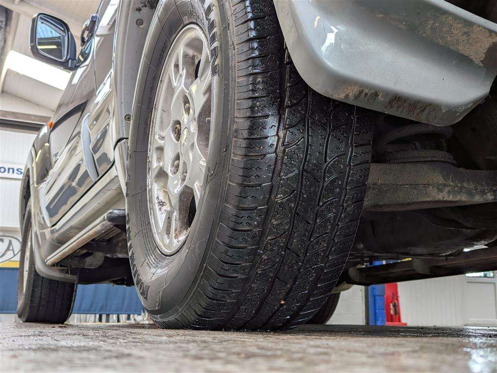 <p>2002 MITSUBISHI SHOGUN EQUIPPE DI-D A LWB</p>