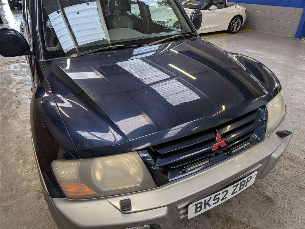 <p>2002 MITSUBISHI SHOGUN EQUIPPE DI-D A LWB</p>
