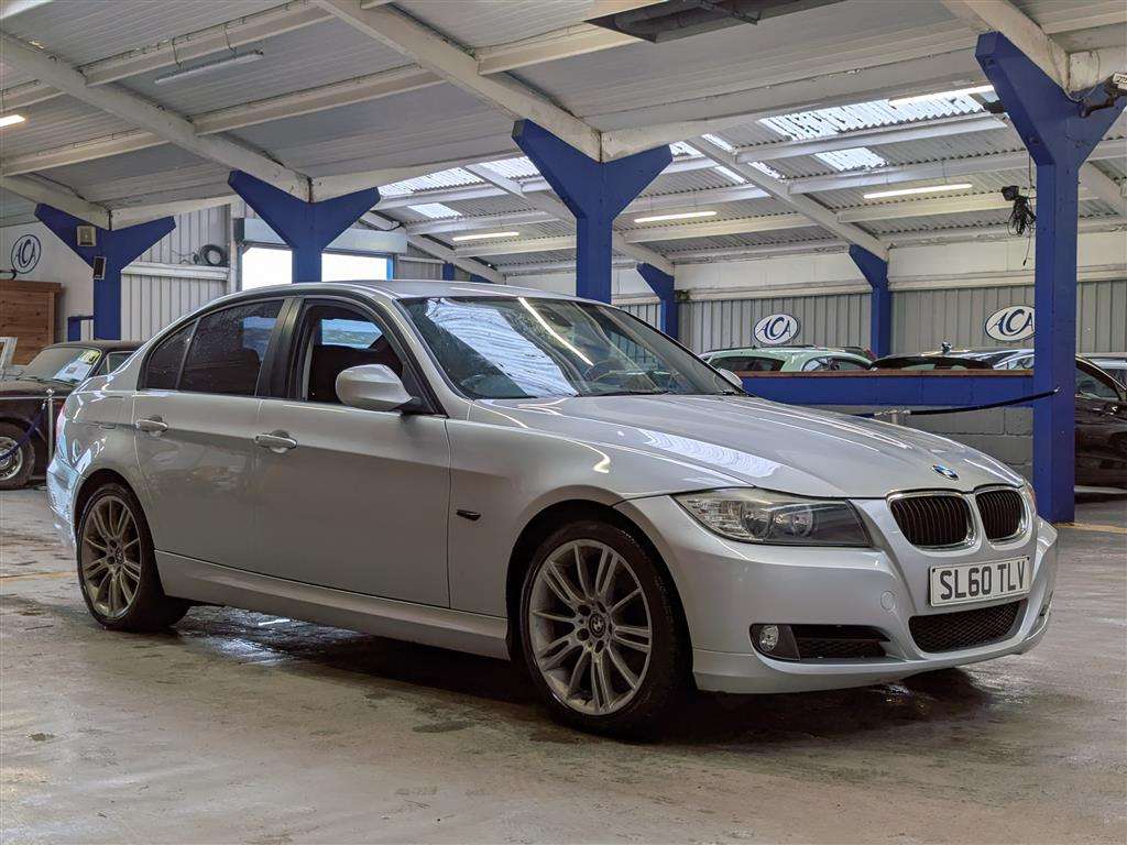<p>2010 BMW 318D SE BUSINESS EDITION</p>