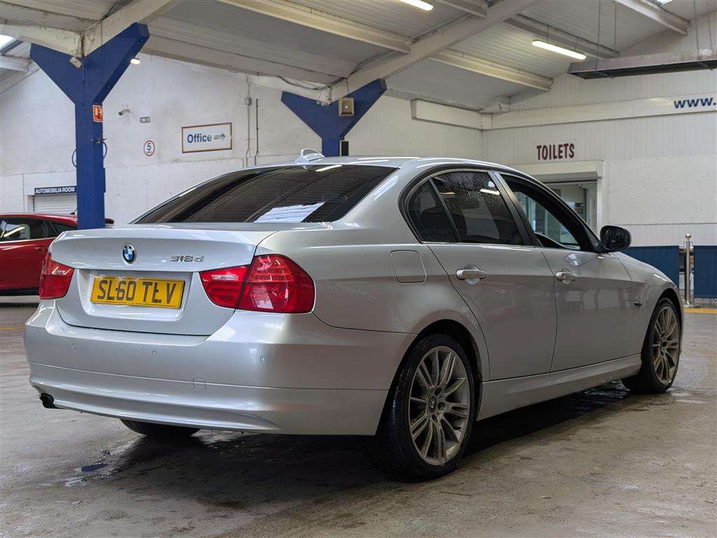<p>2010 BMW 318D SE BUSINESS EDITION</p>