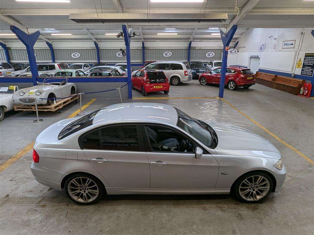 <p>2010 BMW 318D SE BUSINESS EDITION</p>