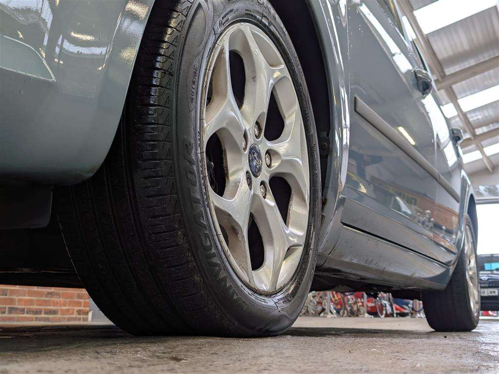 <p>2008 FORD C-MAX ZETEC</p>