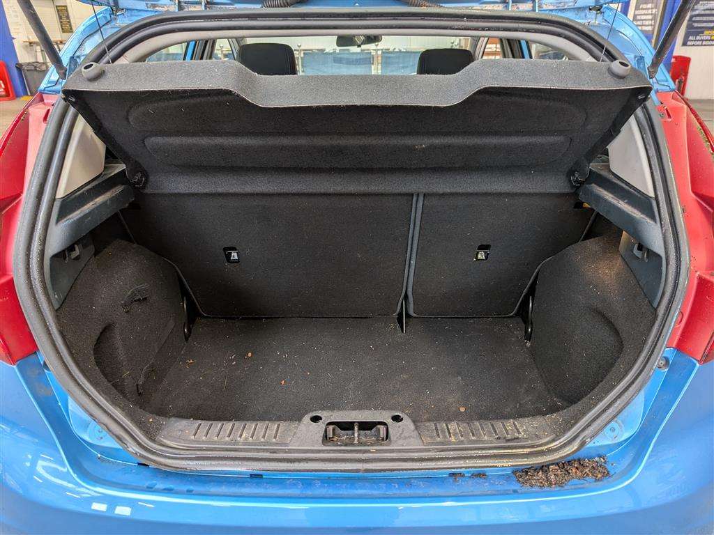 <p>2012 FORD FIESTA ZETEC</p>