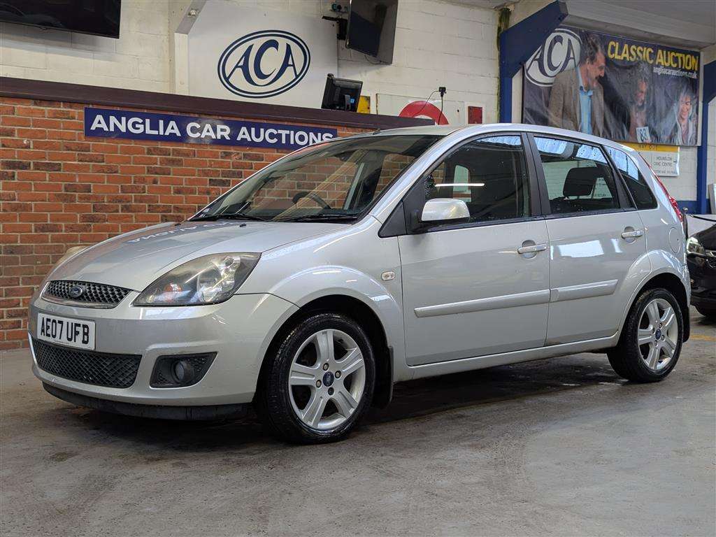 <p>2007 FORD FIESTA ZETEC CLIMATE</p>