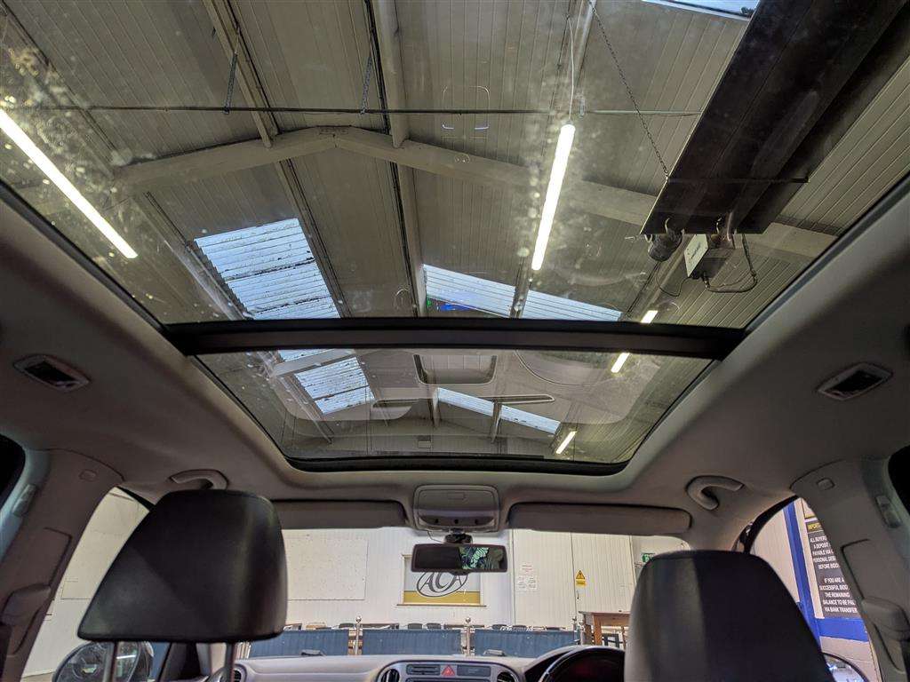 <p>2008 VOLKSWAGEN TIGUAN SE TDI 140</p>