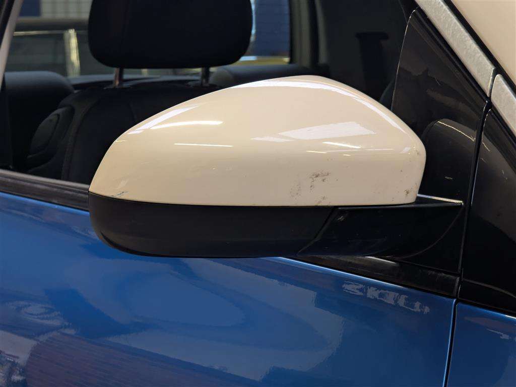 <p>2016 VAUXHALL ADAM SLAM</p>