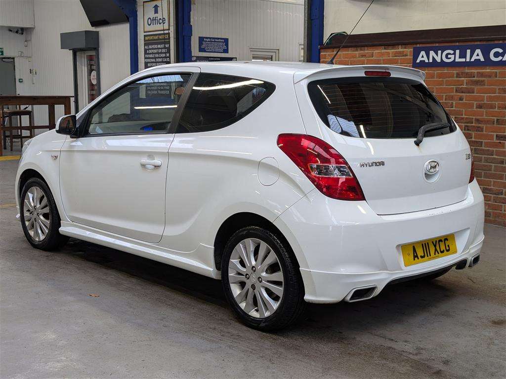 <p>2011 HYUNDAI I20 S LIMITED EDITION</p>
