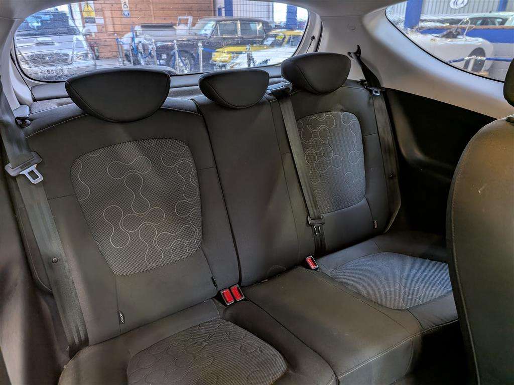 <p>2011 HYUNDAI I20 S LIMITED EDITION</p>