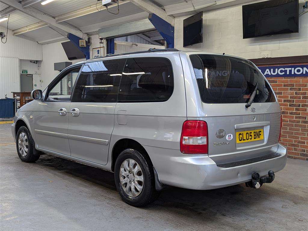 <p>2005 KIA SEDONA L AUTO</p>