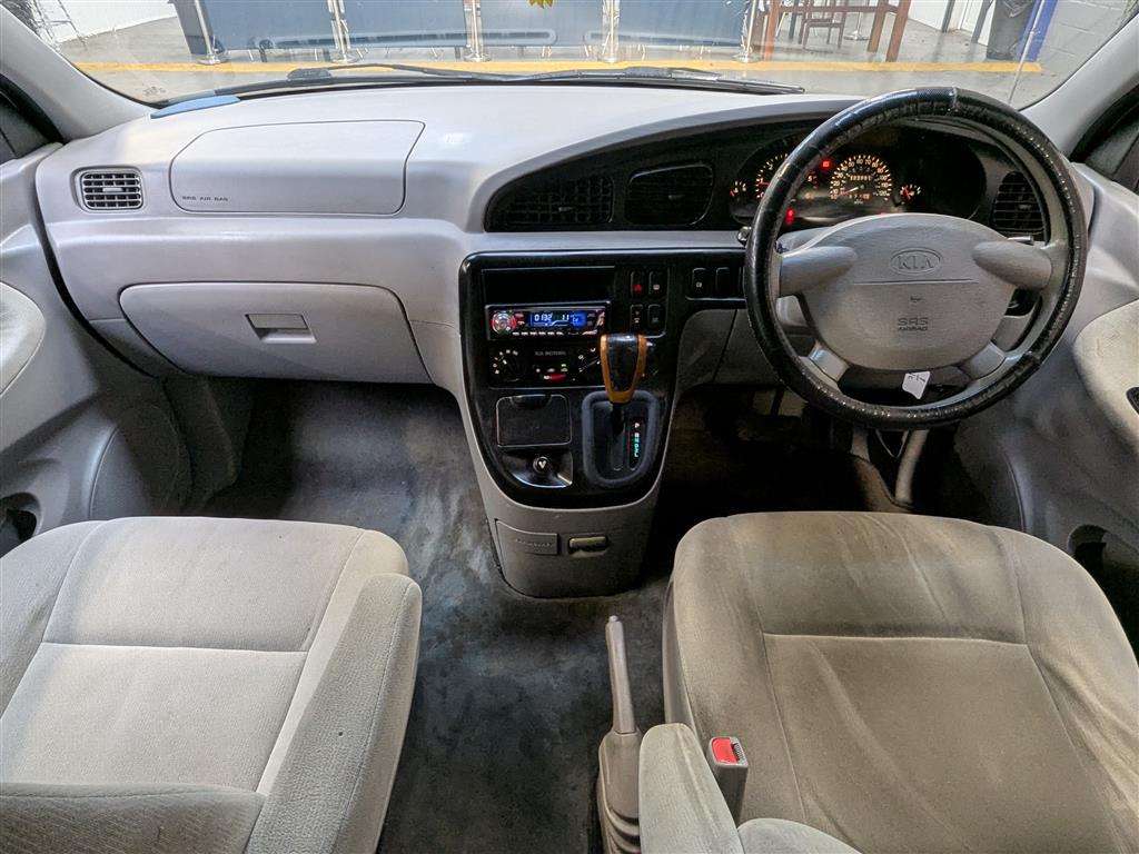 <p>2005 KIA SEDONA L AUTO</p>