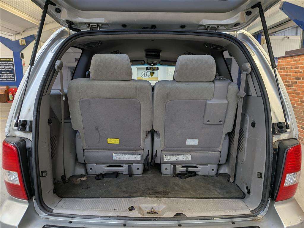 <p>2005 KIA SEDONA L AUTO</p>