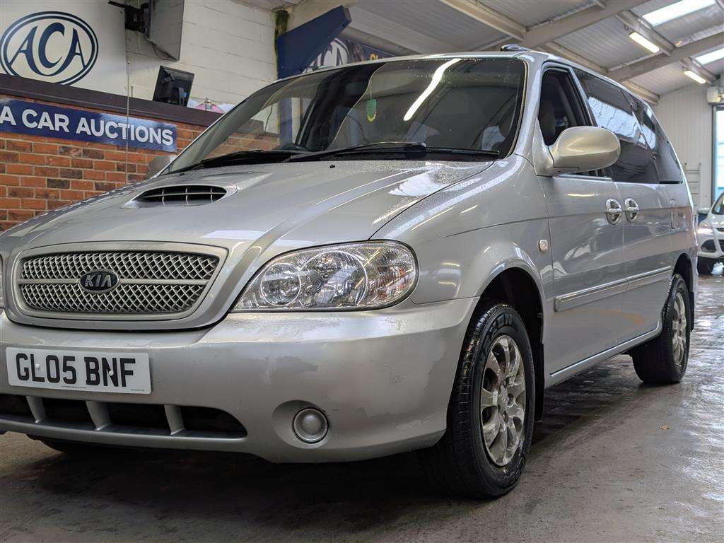 <p>2005 KIA SEDONA L AUTO</p>