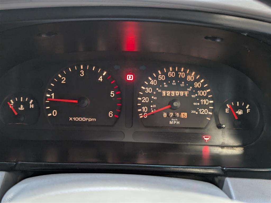 <p>2005 KIA SEDONA L AUTO</p>