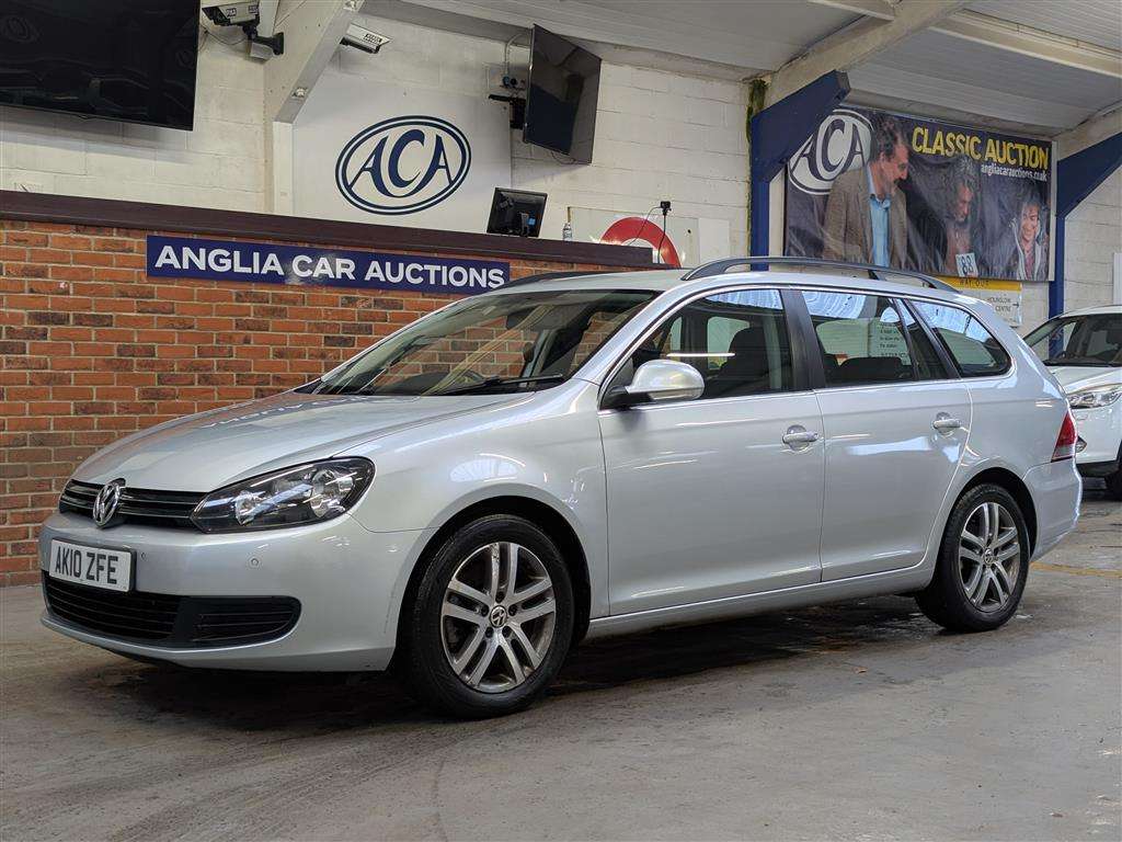 <p>2010 VOLKSWAGEN GOLF SE TDI</p>