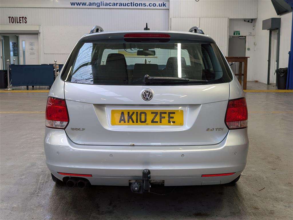 <p>2010 VOLKSWAGEN GOLF SE TDI</p>