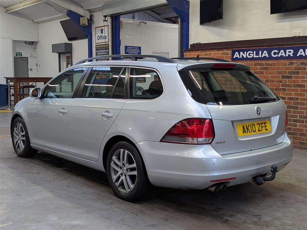 <p>2010 VOLKSWAGEN GOLF SE TDI</p>