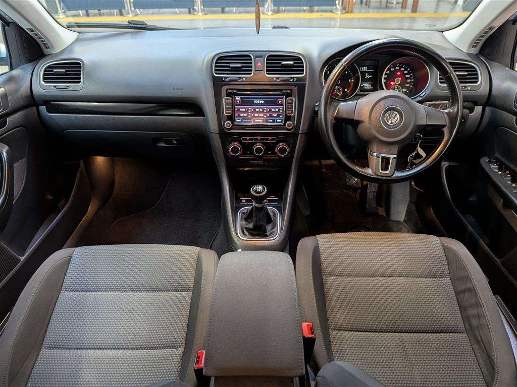 <p>2010 VOLKSWAGEN GOLF SE TDI</p>