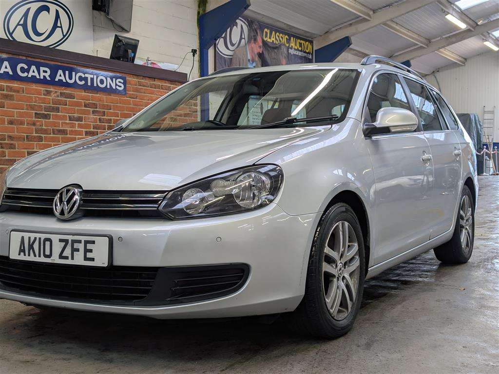 <p>2010 VOLKSWAGEN GOLF SE TDI</p>