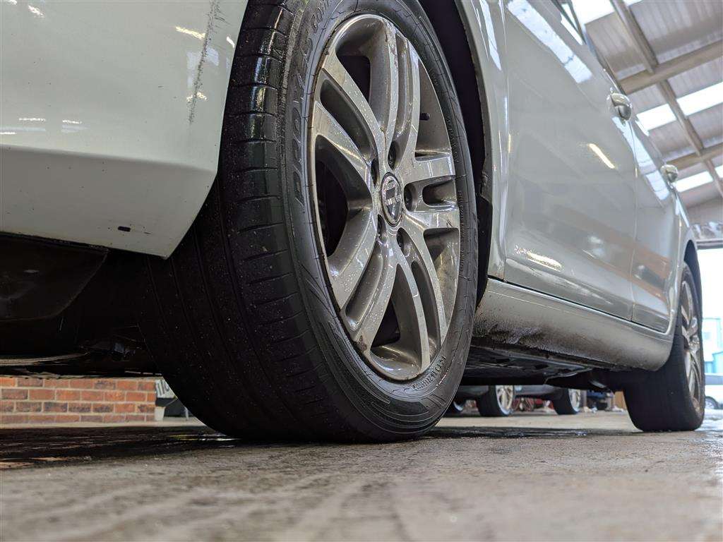 <p>2010 VOLKSWAGEN GOLF SE TDI</p>