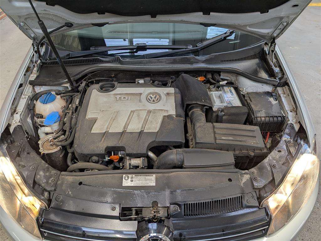 <p>2010 VOLKSWAGEN GOLF SE TDI</p>