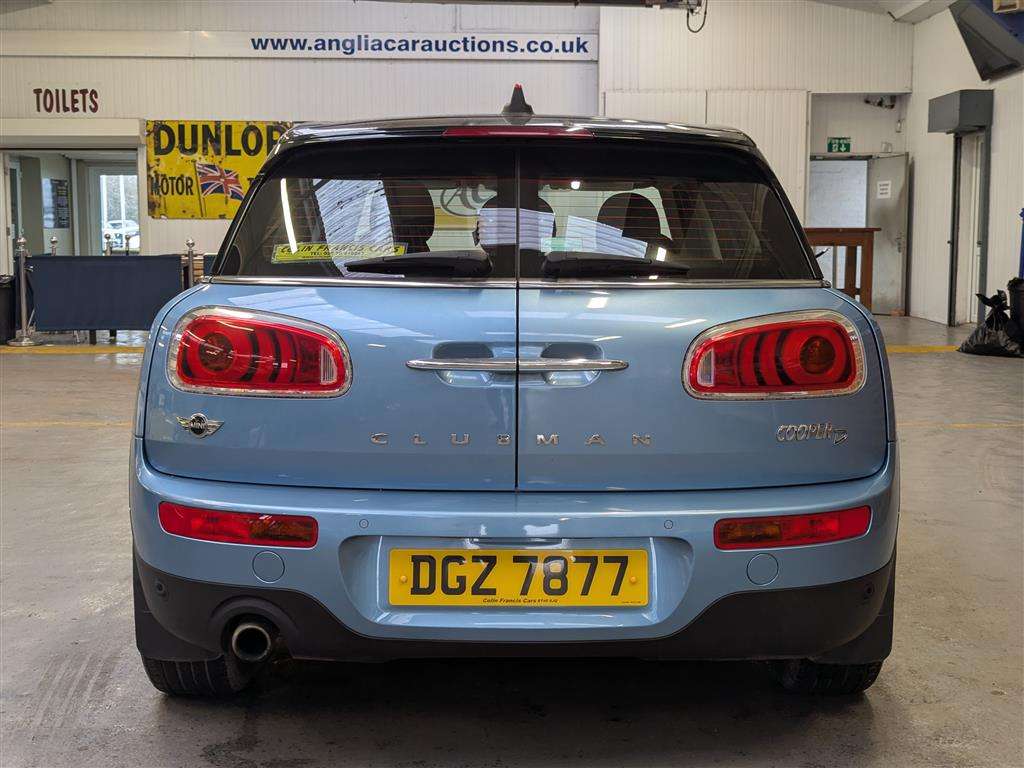 <p>2016 MINI CLUBMAN COOPER D AUTO</p>