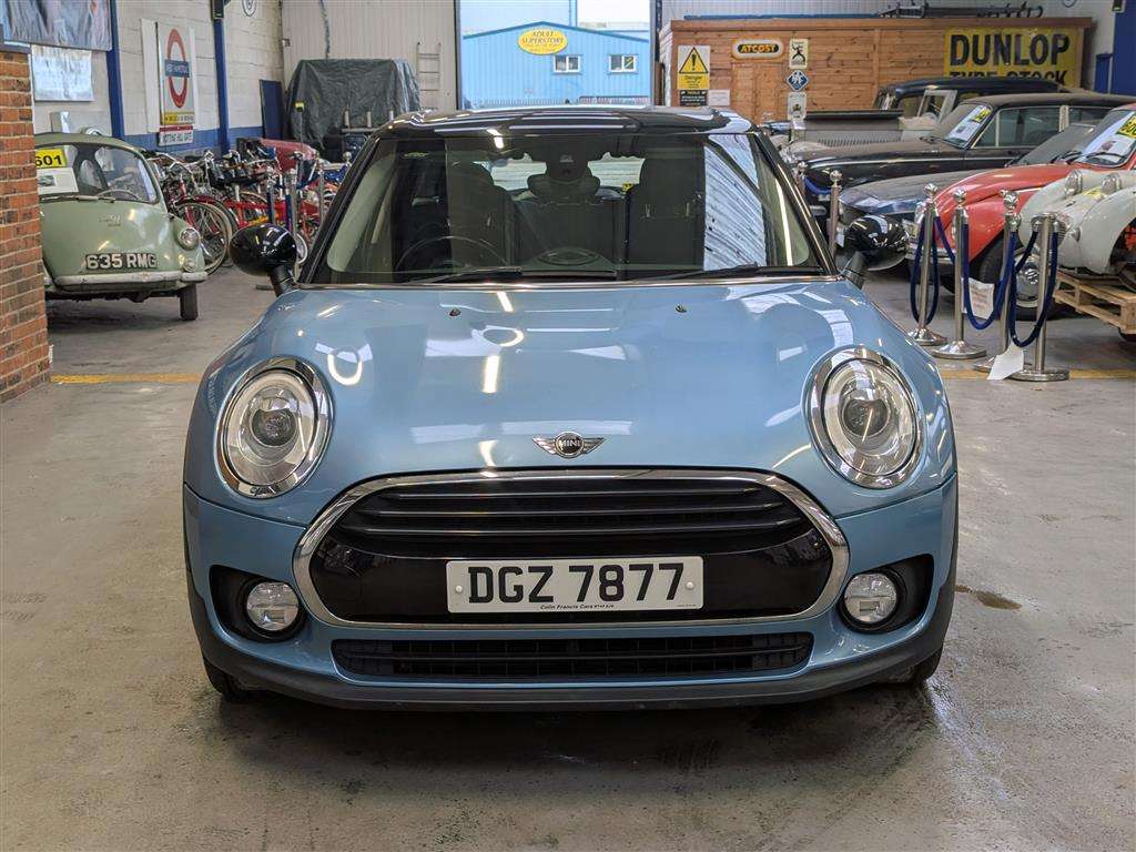 <p>2016 MINI CLUBMAN COOPER D AUTO</p>