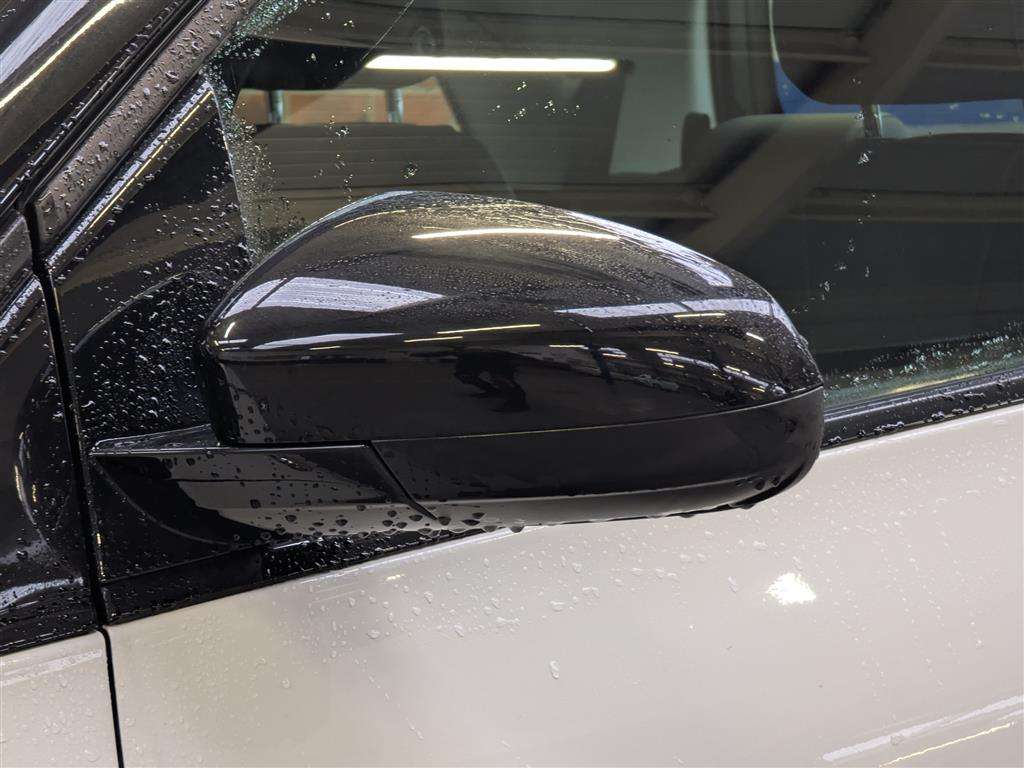 <p>2017 VAUXHALL ADAM ENERGISED</p>