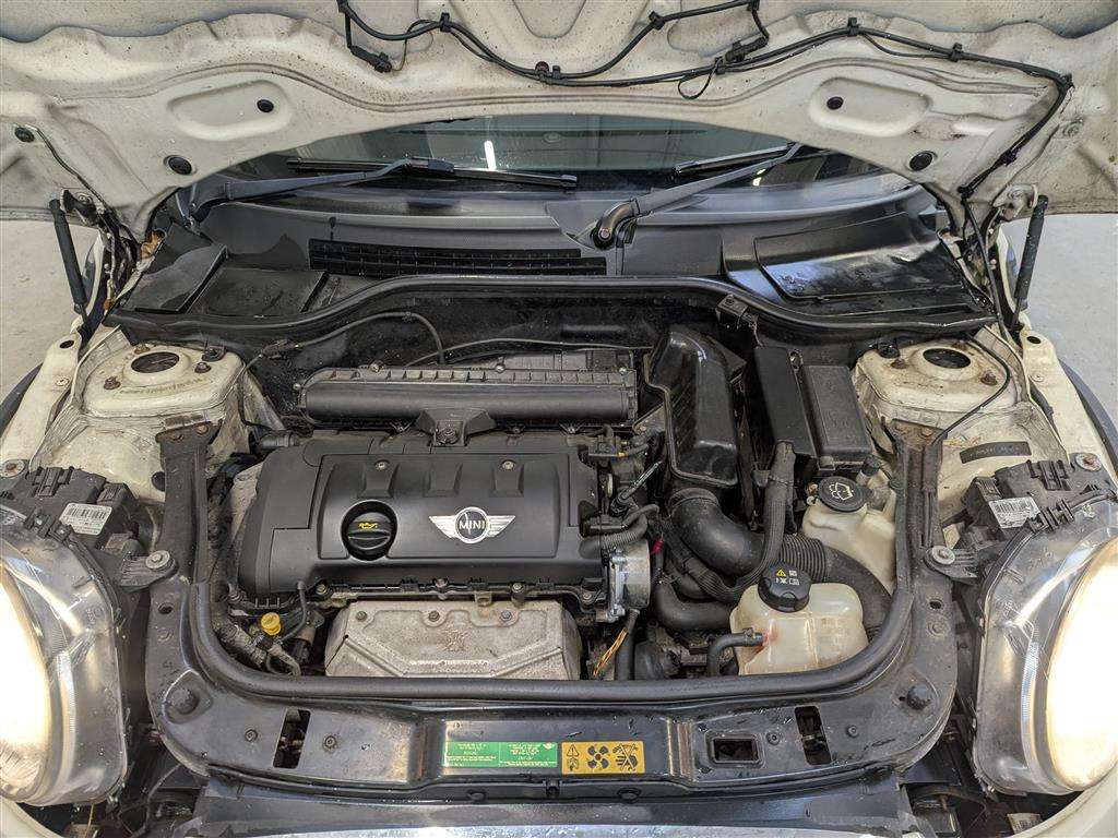 <p>2007 MINI COOPER AUTO</p>