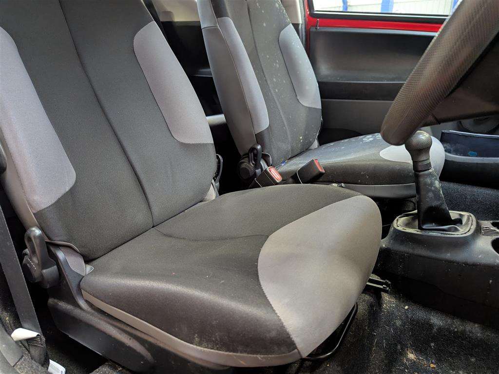 <p>2014 PEUGEOT 107 ACCESS</p>