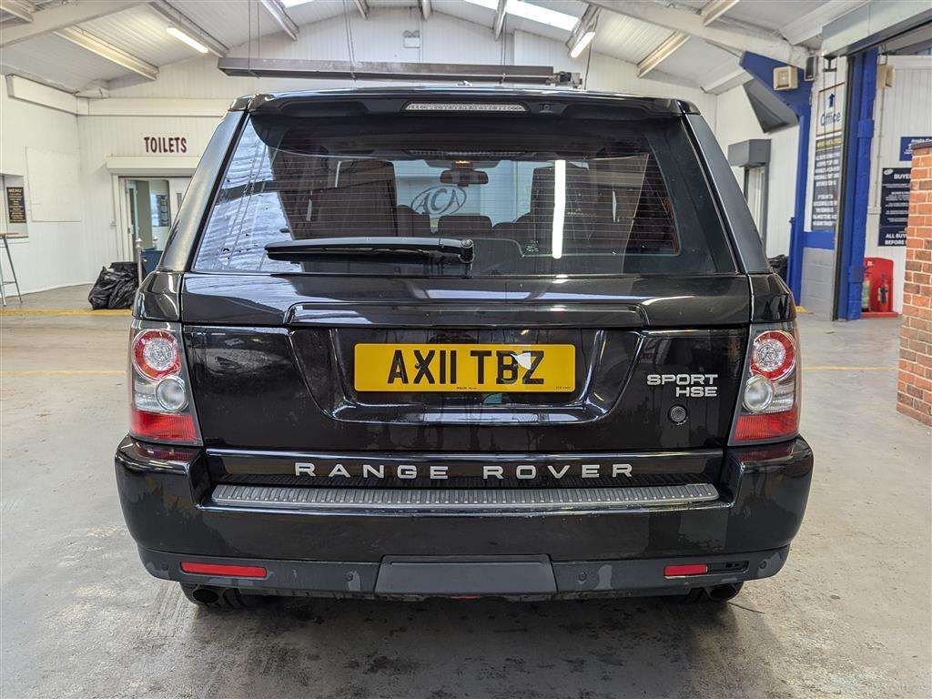 <p>2011 LAND ROVER RANGE ROVER SP HSE TDV6 A</p>