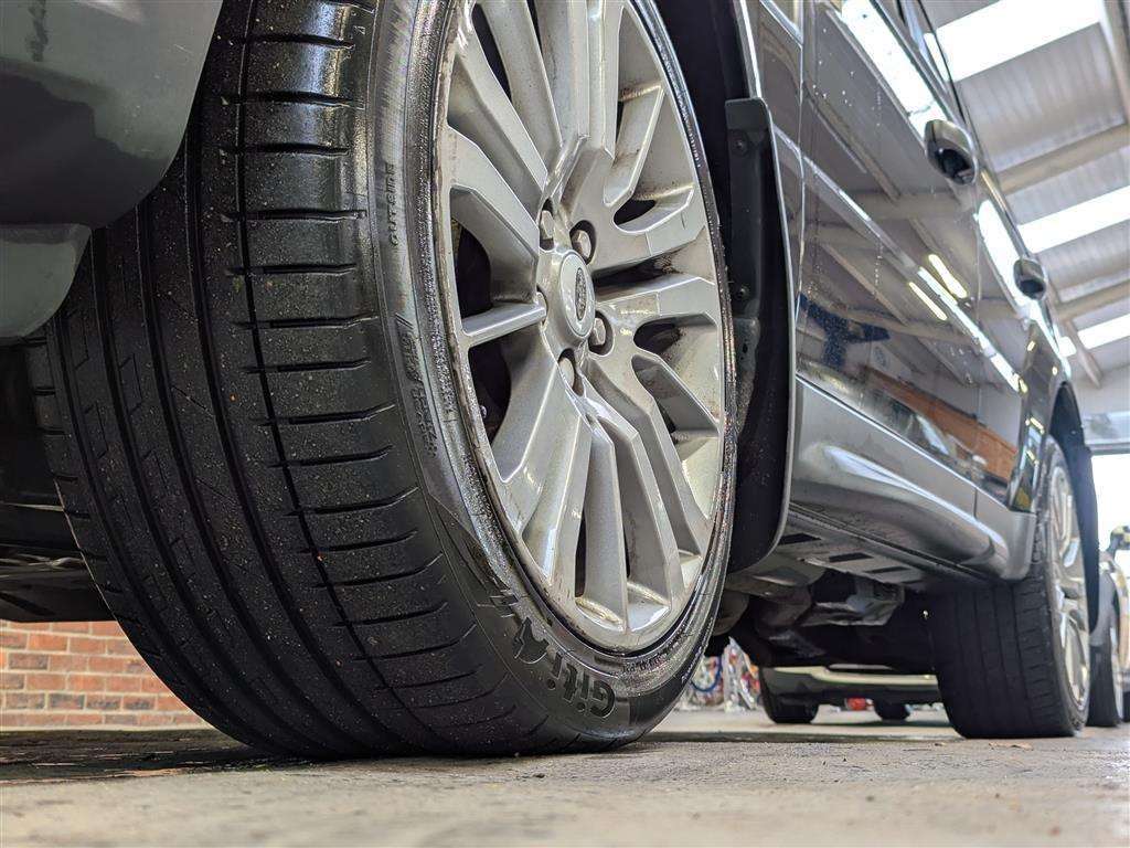 <p>2011 LAND ROVER RANGE ROVER SP HSE TDV6 A</p>