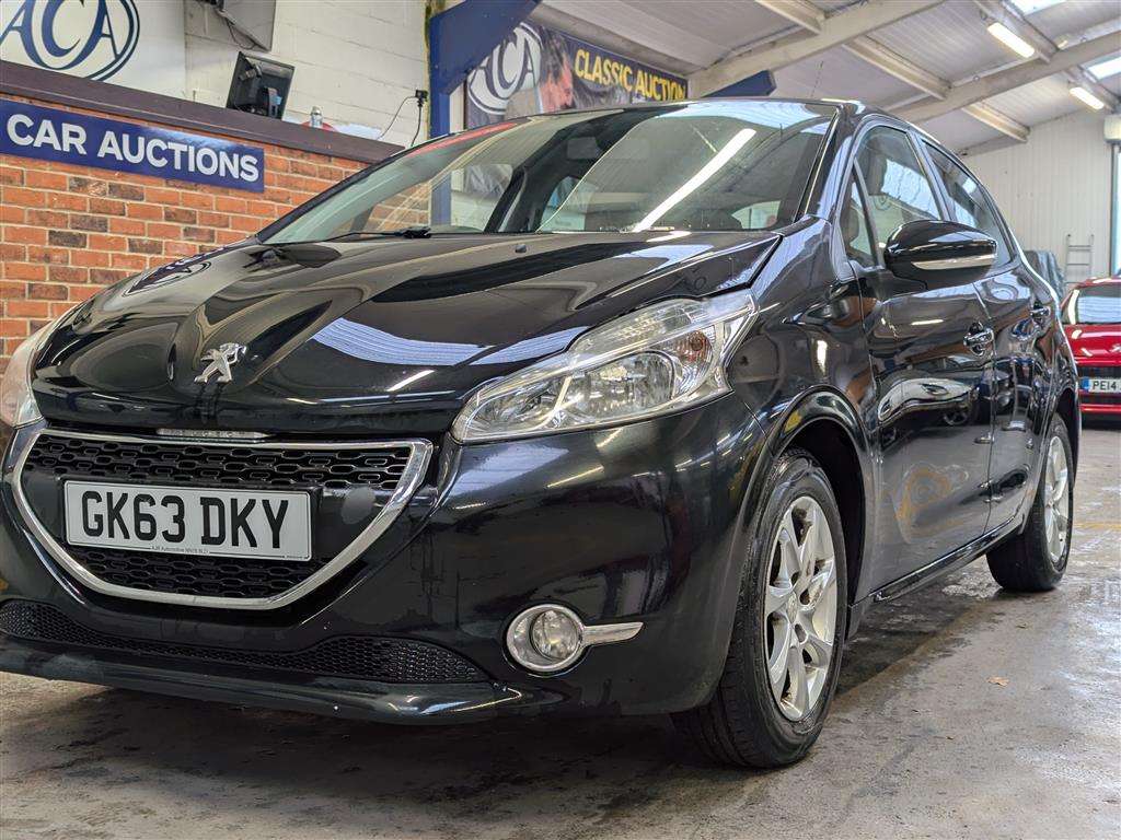 <p>2013 PEUGEOT 208 ACTIVE</p>