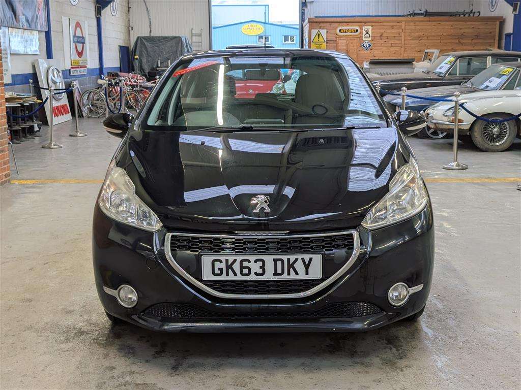 <p>2013 PEUGEOT 208 ACTIVE</p>