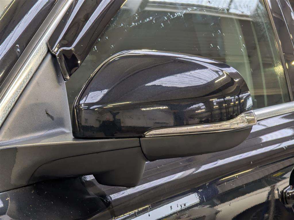 <p>2013 VOLVO V70 SE LUX T5 AUTO</p>