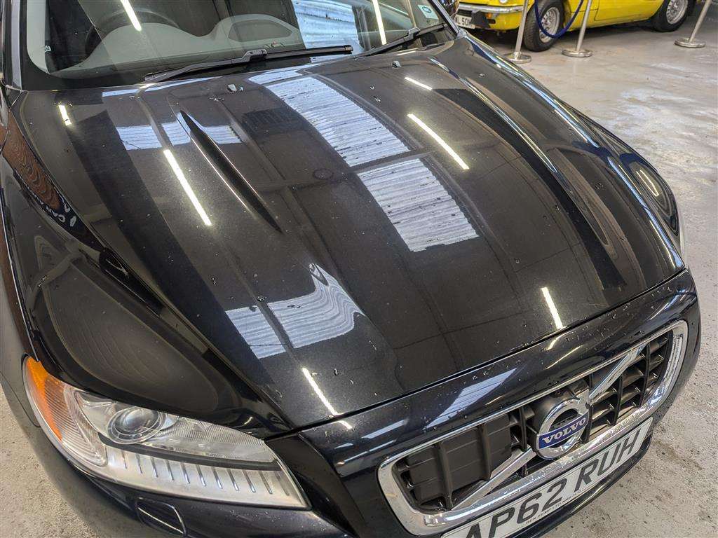 <p>2013 VOLVO V70 SE LUX T5 AUTO</p>