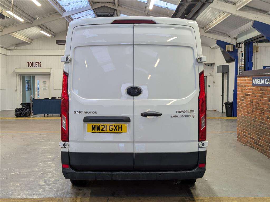 <p>2021 MAXUS DELIVER 9</p>