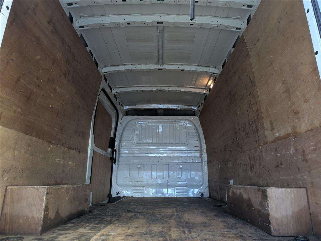 <p>2021 MAXUS DELIVER 9</p>