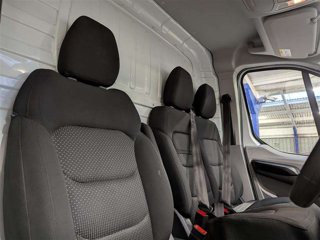 <p>2021 MAXUS DELIVER 9</p>