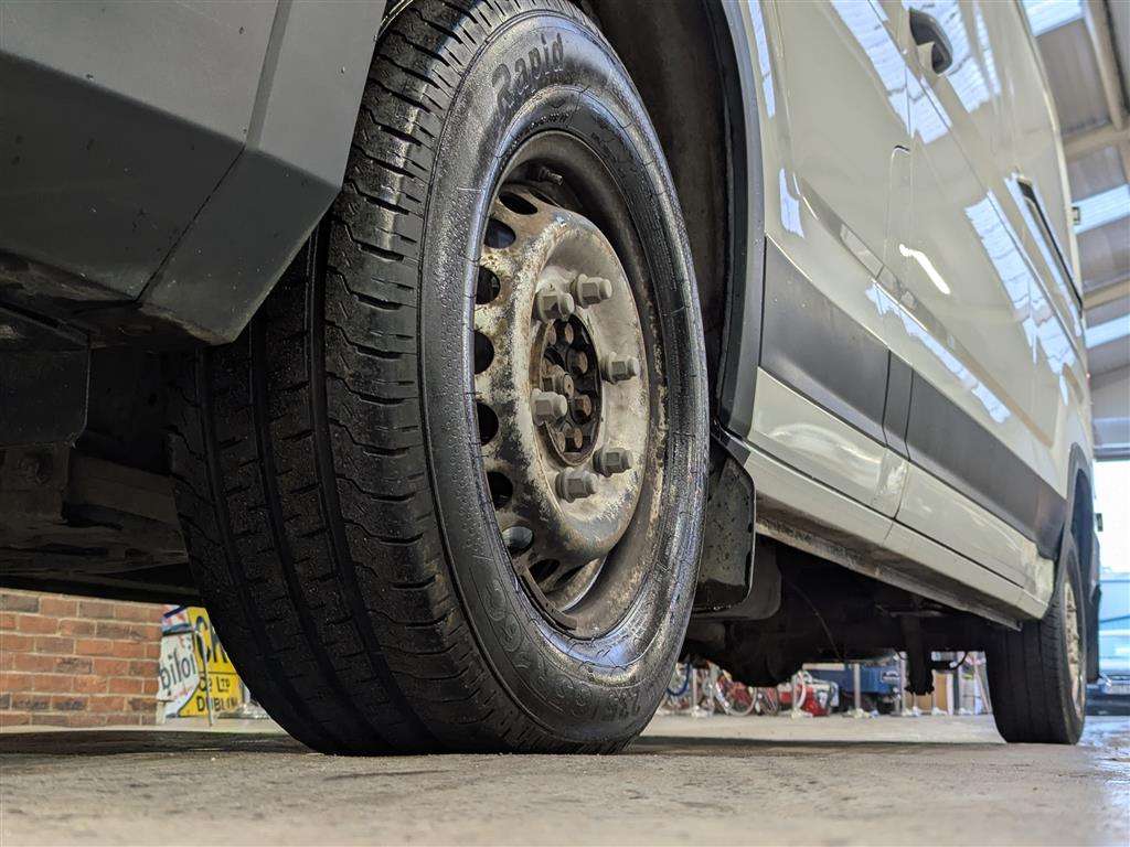 <p>2021 MAXUS DELIVER 9</p>