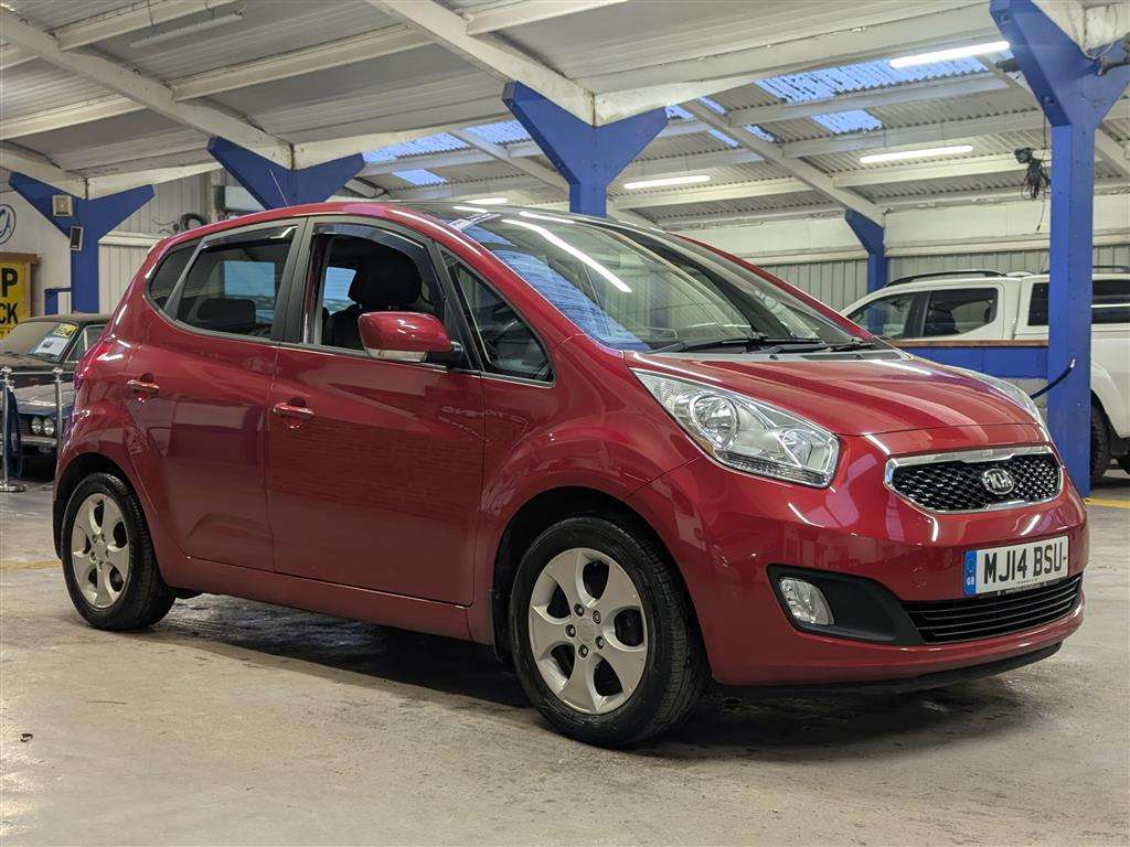 <p>2014 KIA VENGA 3 SAT NAV AUTO</p>