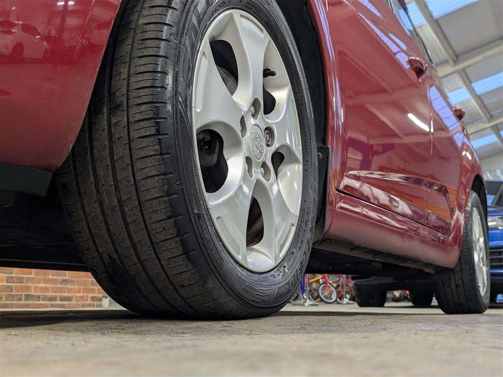 <p>2014 KIA VENGA 3 SAT NAV AUTO</p>