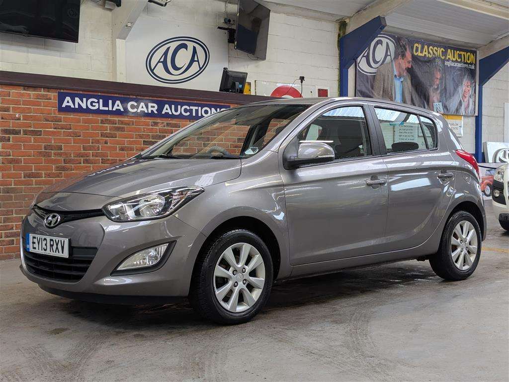 <p>2013 HYUNDAI I20 ACTIVE</p>