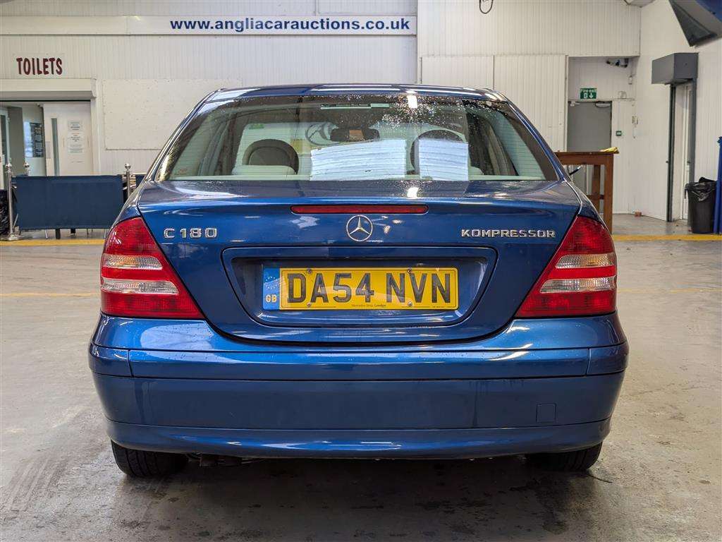 <p>2004 MERCEDES C180 KOMP. CLASSIC SE A</p>