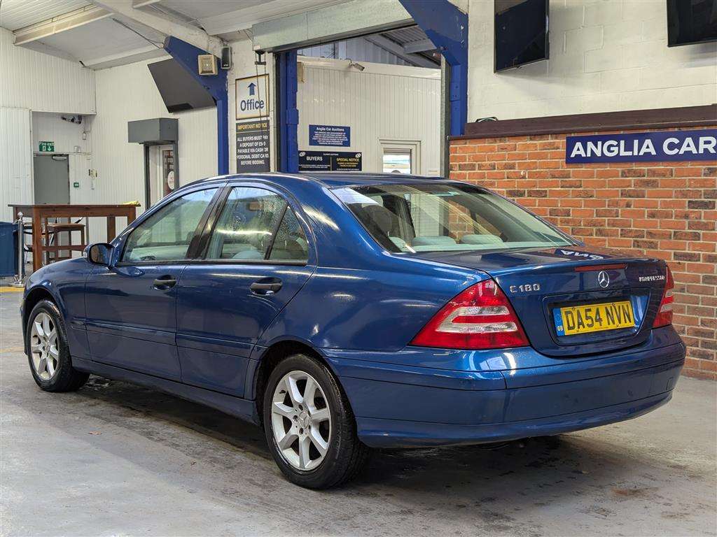 <p>2004 MERCEDES C180 KOMP. CLASSIC SE A</p>