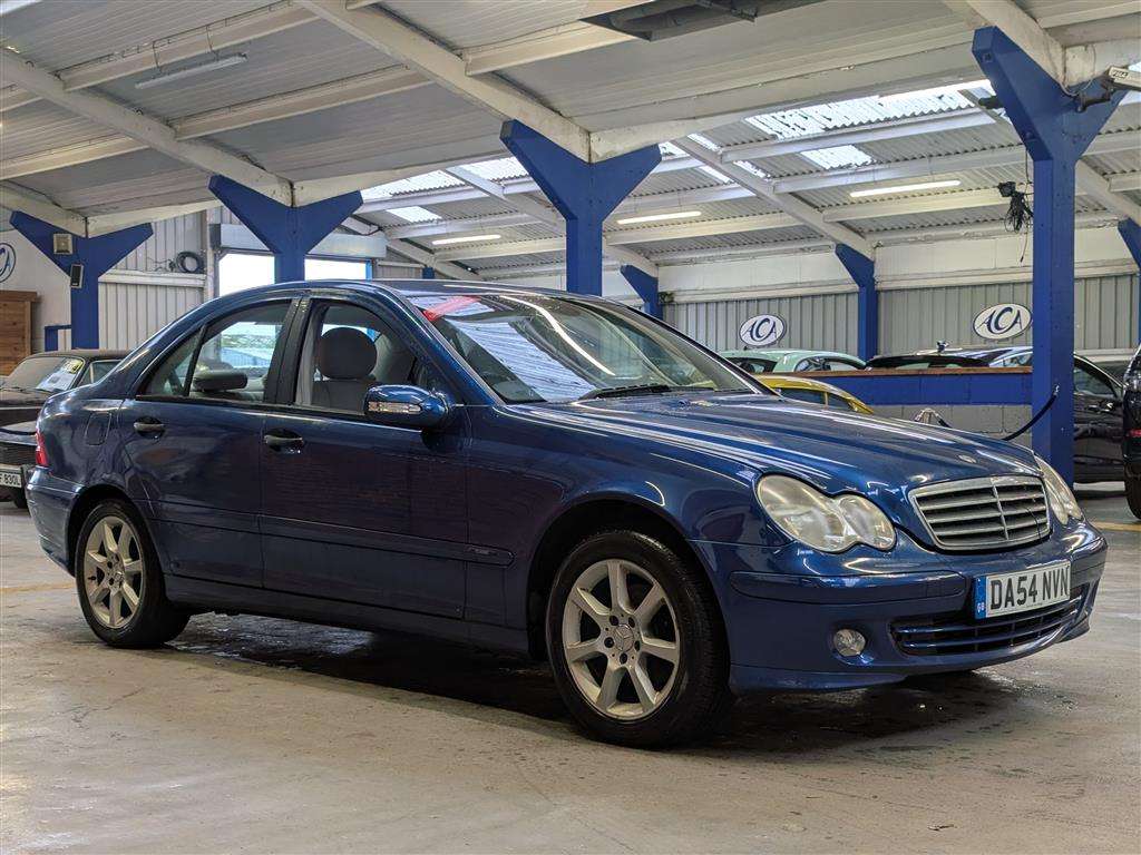 <p>2004 MERCEDES C180 KOMP. CLASSIC SE A</p>